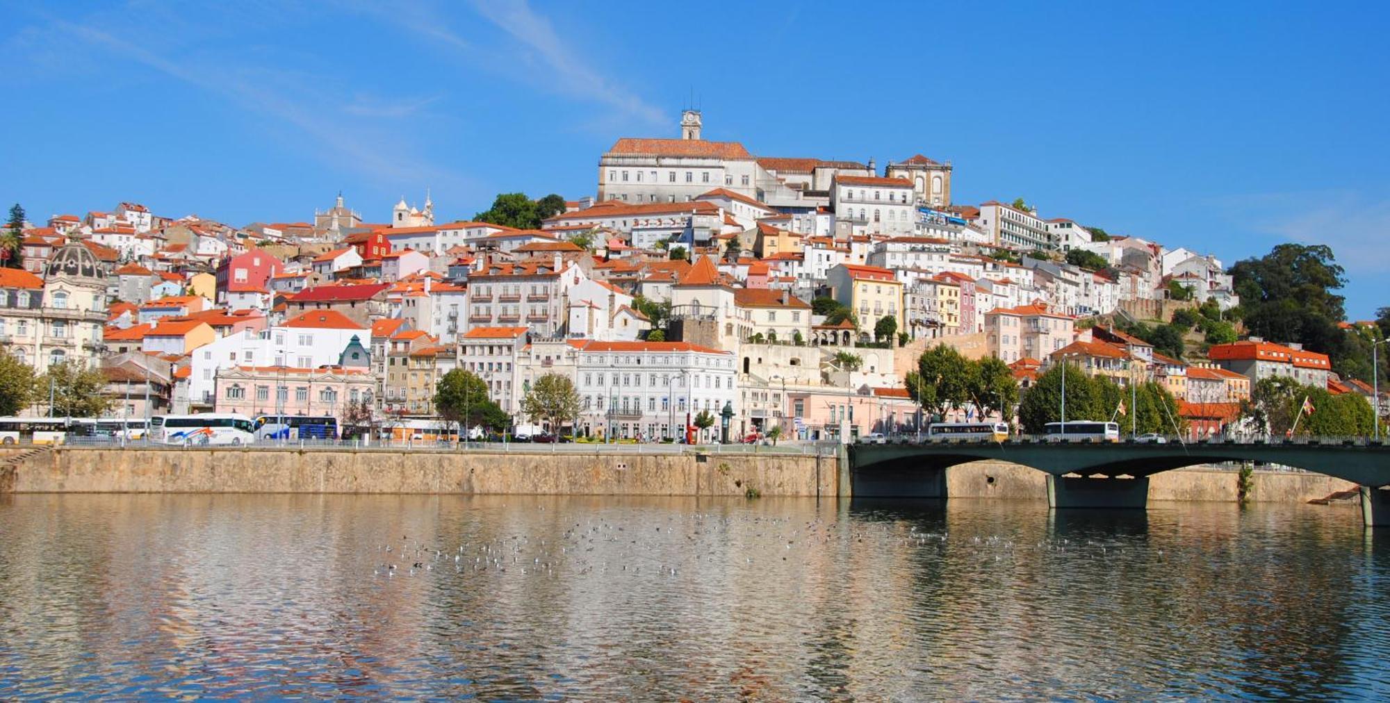 Appartamento Coimbra Heights Esterno foto